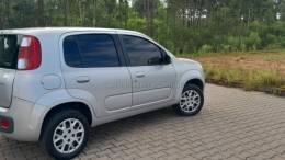 FIAT - UNO - 2010/2011 - Prata - R$ 26.900,00