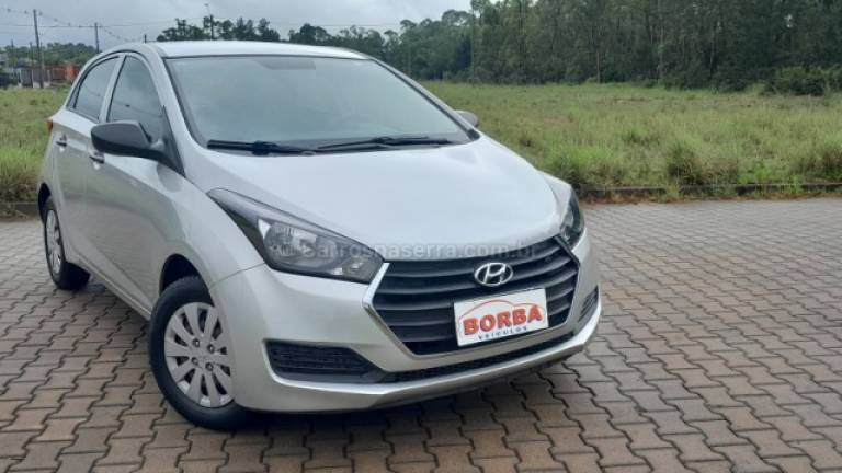 HYUNDAI - HB20 - 2016/2016 - Prata - R$ 46.900,00