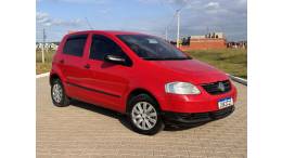 VOLKSWAGEN - FOX - 2007/2008 - Vermelha - R$ 21.900,00