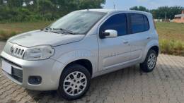 FIAT - UNO - 2010/2011 - Prata - R$ 26.900,00