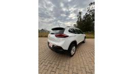 CHEVROLET - TRACKER - 2022/2023 - Branca - Sob Consulta