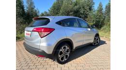 HONDA - HR-V - 2015/2016 - Prata - R$ 85.900,00